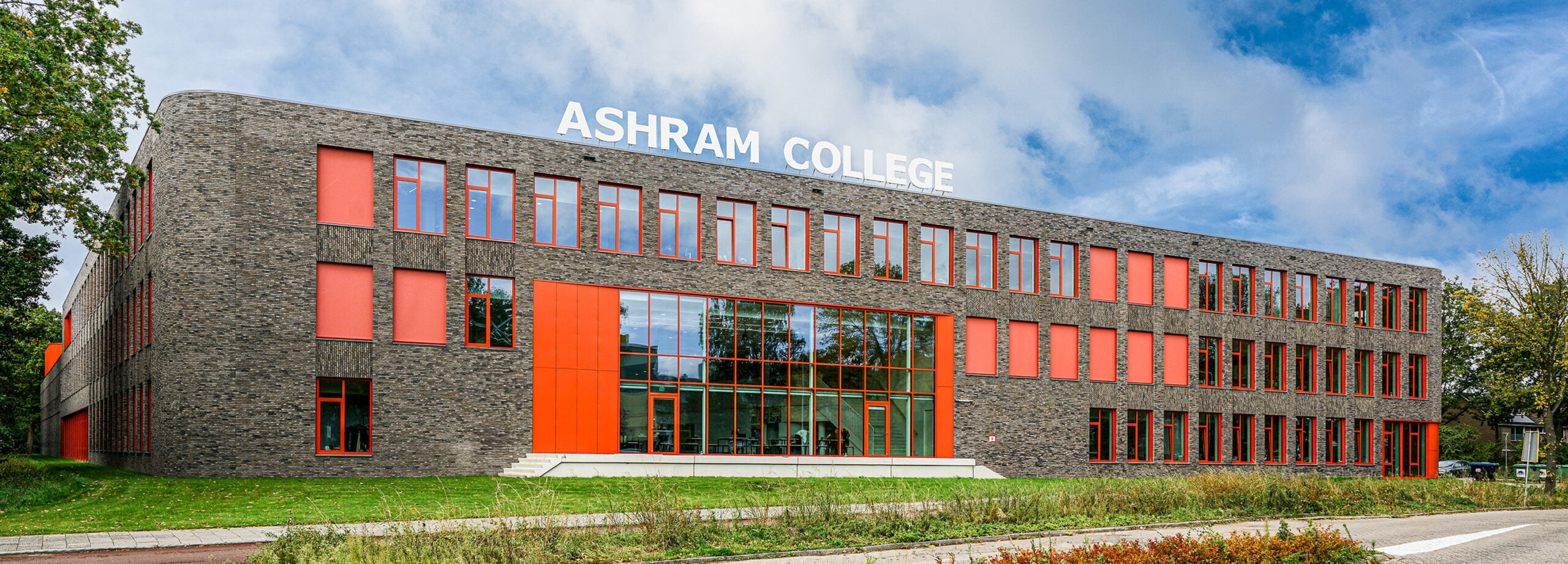 Ashram College